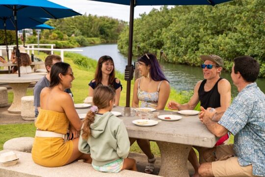 Walking Food Tour Exploring Hanalei.