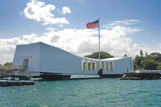 Pearl Harbor and Scenic Oahu Private Tour
