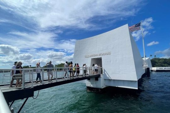 Full day Tour Ultimate Pearl Harbor Deluxe Experience From Hilo
