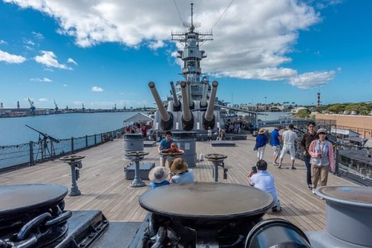 Private Day Historical Tour in Oahu Hawaii