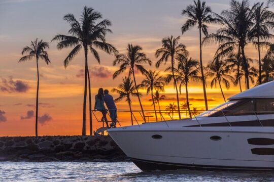 Private Sunset Cruise in Waikiki