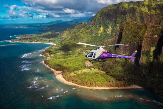 60-minute Doors-On Luxury Helicopter Tour in Kauai