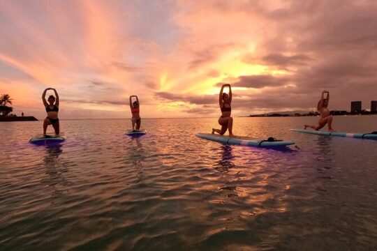 Private Stand-Up-Paddle Glowga Yoga Class in Honolulu