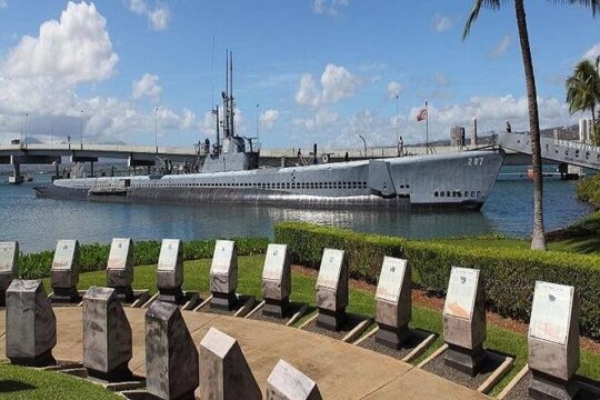 Pearl Harbor and Mini Circle Island Tour from Waikiki