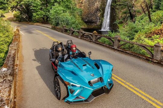 Explore Maui in a Polaris Slingshot Rental from Kihei