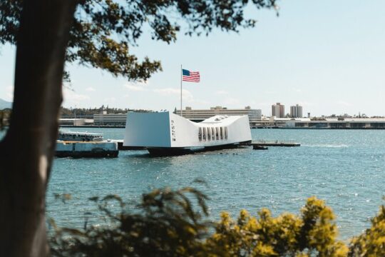 Pearl Harbor Battleship Missouri Memorial and USS Arizona